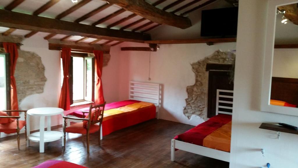 Agriturismo Dai Du Bourdei Фронтино Экстерьер фото
