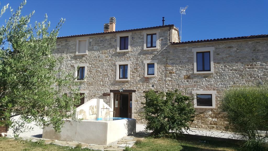 Agriturismo Dai Du Bourdei Фронтино Экстерьер фото